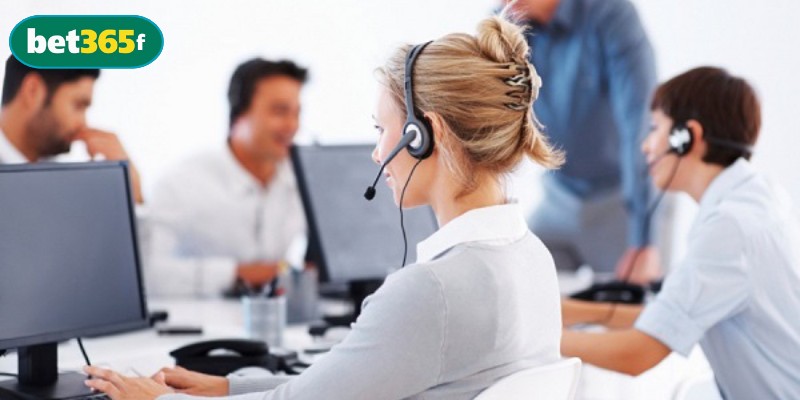 Liên hệ qua đường dây nóng được khách hàng ưa chuộng